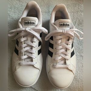 Adidas “Grand Court” Cloudfoam Women’s sz 8 1/2 Tennis Shoes